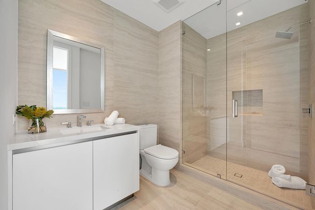 4714 N Flagler Drive 1804, West Palm Beach, FL 33407