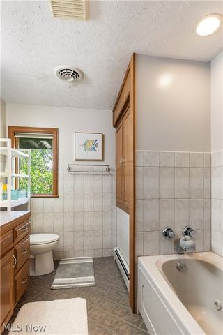 4204 S Bailey Road, North Jackson, OH 44451