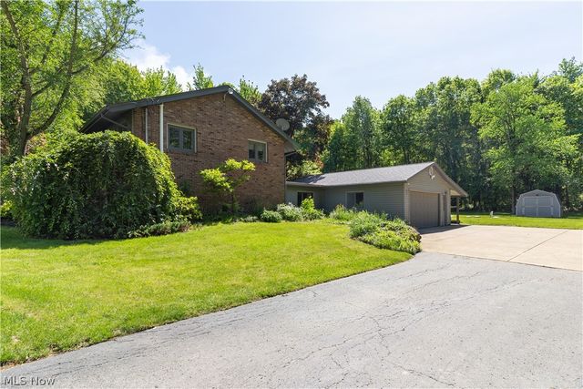 4204 S Bailey Road, North Jackson, OH 44451