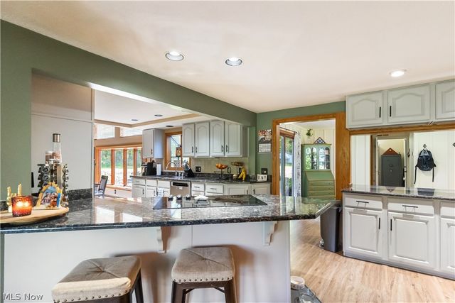 4204 S Bailey Road, North Jackson, OH 44451