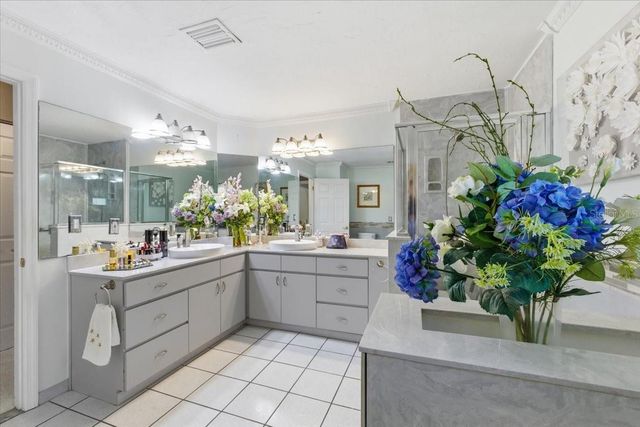 1 CORAL REEF COURT N, Palm Coast, FL 32137