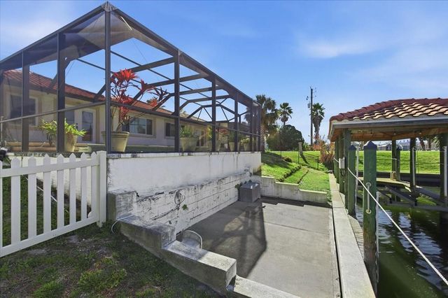 1 CORAL REEF COURT N, Palm Coast, FL 32137