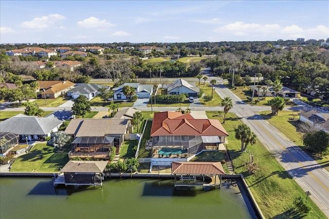 1 CORAL REEF COURT N, Palm Coast, FL 32137