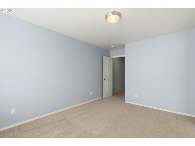 1276 Se BACARRA St, Hillsboro, OR 97123