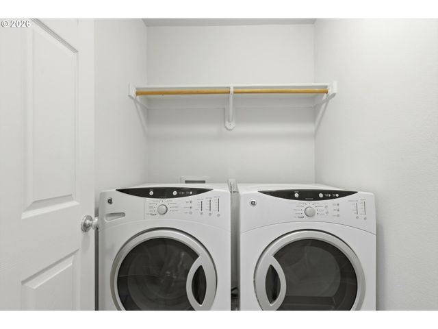 1276 Se BACARRA St, Hillsboro, OR 97123