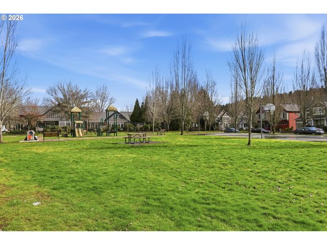 1276 Se BACARRA St, Hillsboro, OR 97123