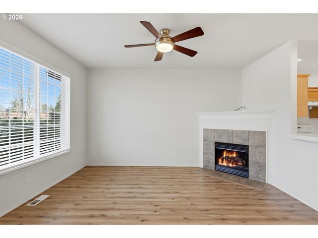 1276 Se BACARRA St, Hillsboro, OR 97123