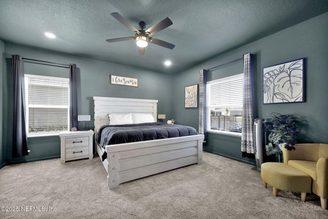 3916 CLOVERDALE Court, Middleburg, FL 32068