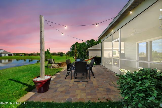 3916 CLOVERDALE Court, Middleburg, FL 32068