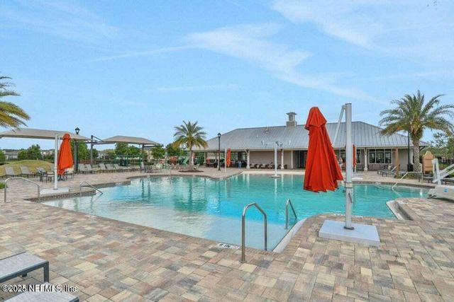 3916 CLOVERDALE Court, Middleburg, FL 32068