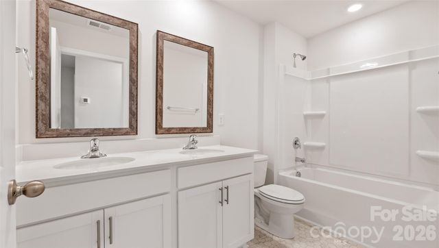 15 Katherine Emilie Drive, Hendersonville, NC 28792