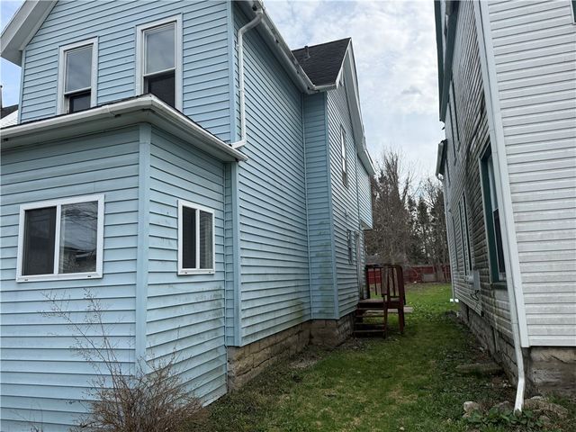 15 Maple Street, Batavia City, NY 14020
