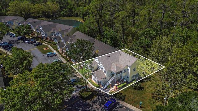 5005 LAGUNA BAY CIRCLE 18, Kissimmee, FL 34746