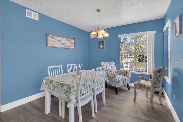 5005 LAGUNA BAY CIRCLE 18, Kissimmee, FL 34746