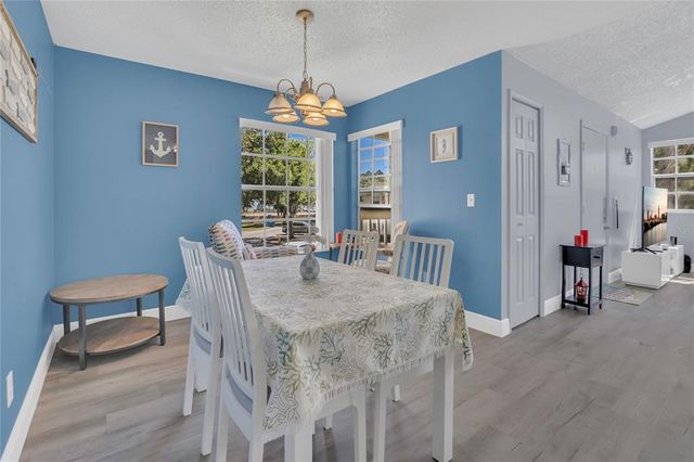 5005 LAGUNA BAY CIRCLE 18, Kissimmee, FL 34746