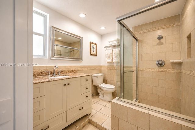 1690 NE 25th Avenue, Pompano Beach, FL 33062