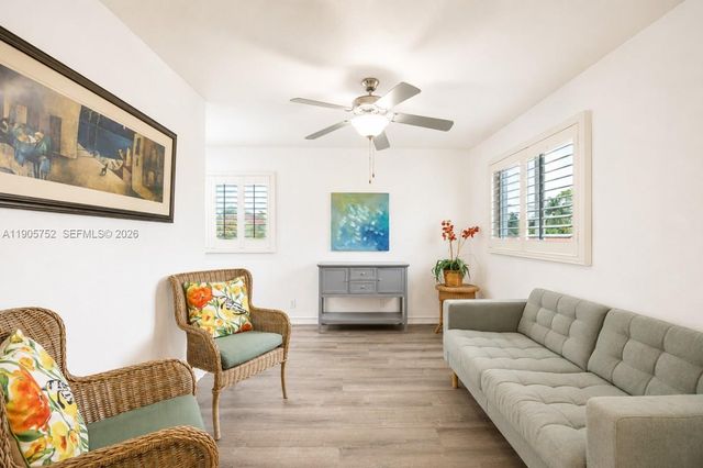 1690 NE 25th Avenue, Pompano Beach, FL 33062