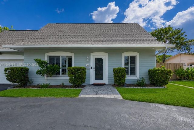 1690 NE 25th Avenue, Pompano Beach, FL 33062