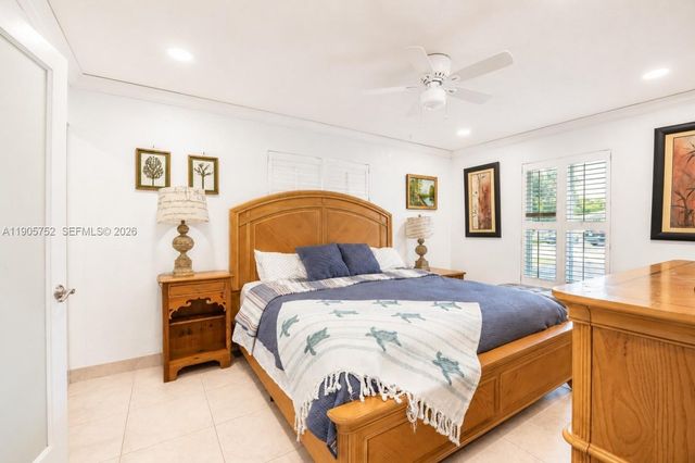 1690 NE 25th Avenue, Pompano Beach, FL 33062