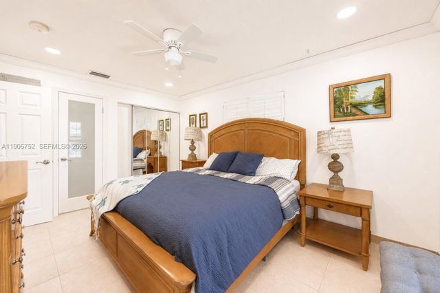 1690 NE 25th Avenue, Pompano Beach, FL 33062