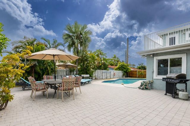 1690 NE 25th Avenue, Pompano Beach, FL 33062