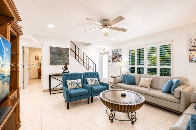 1690 NE 25th Avenue, Pompano Beach, FL 33062