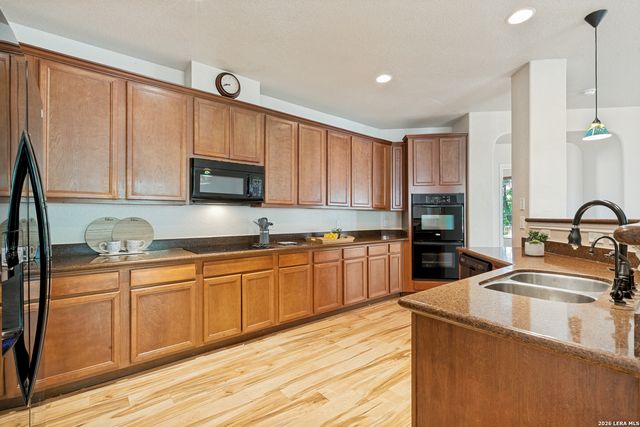 1306 Sun Gdn, San Antonio, TX 78245