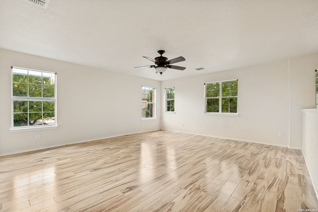 1306 Sun Gdn, San Antonio, TX 78245