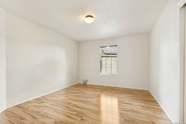 1306 Sun Gdn, San Antonio, TX 78245