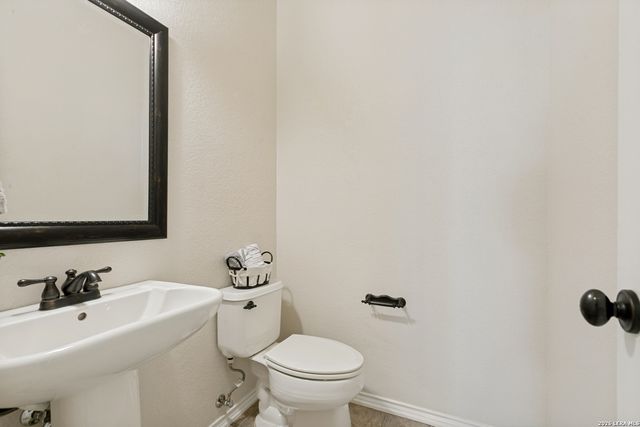 1306 Sun Gdn, San Antonio, TX 78245