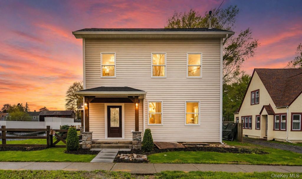4407 Albany Post Road, Hyde Park, NY 12538