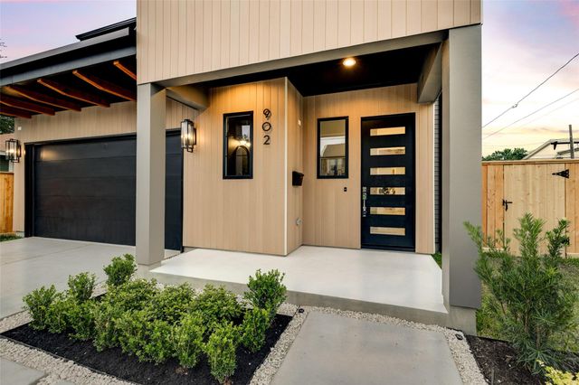 902 E 25th Street, Houston, TX 77009