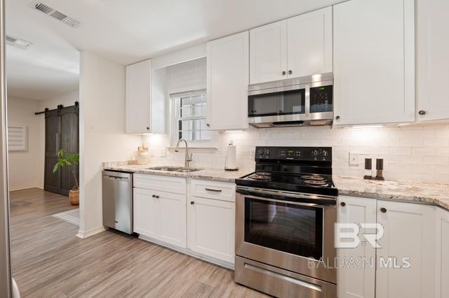 101 Diane Circle, Daphne, AL 36526