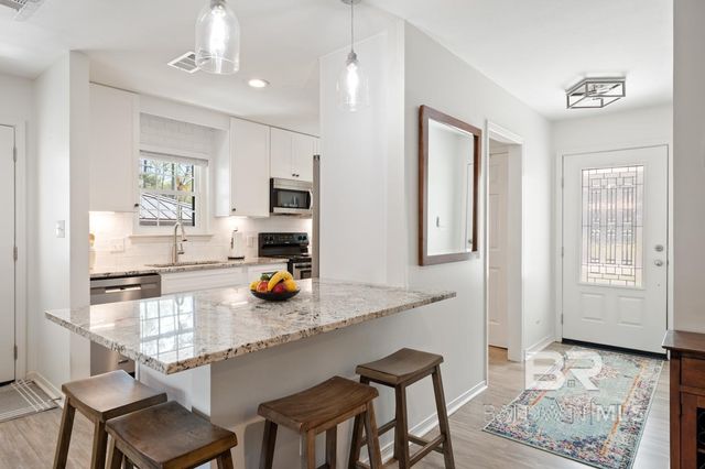 101 Diane Circle, Daphne, AL 36526