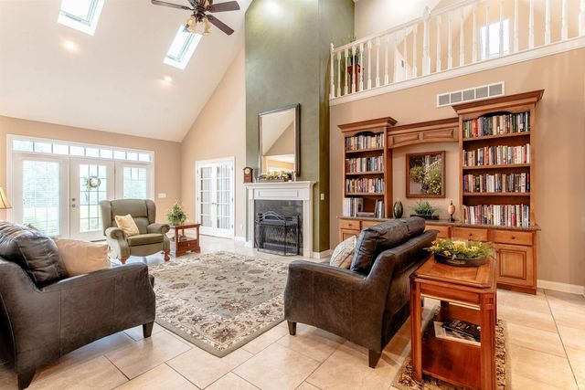 2028 Duffers Lane, Evansville, IN 47725