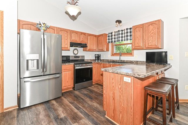 164 Mill AVENUE, Union Grove, WI 53182