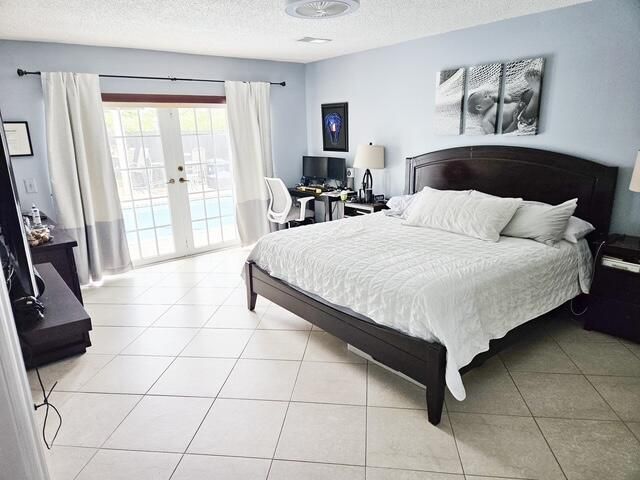 16657 Redwood Way, Weston, FL 33326