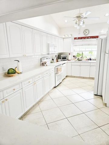 16657 Redwood Way, Weston, FL 33326