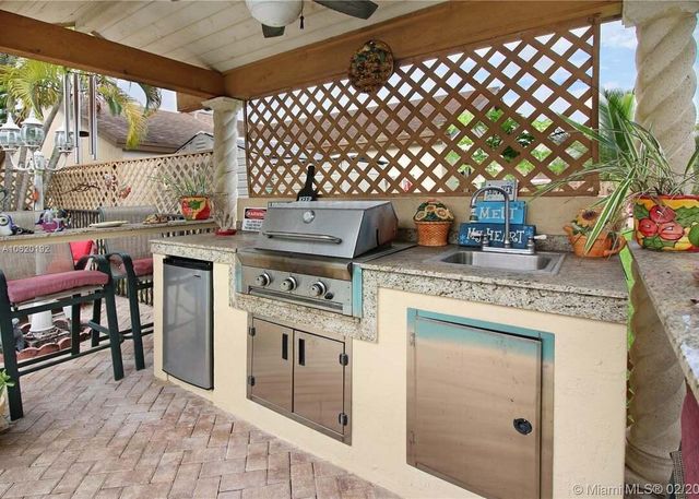 16657 Redwood Way, Weston, FL 33326