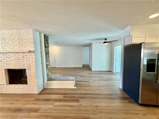 2107 Frontier Avenue, Las Vegas, NV 89106