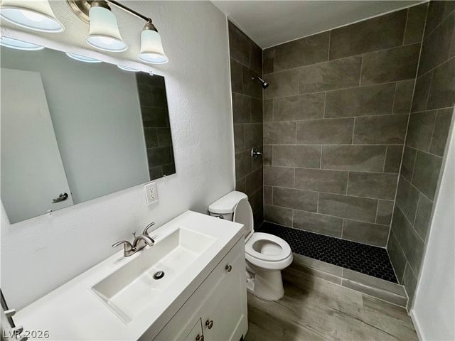 2107 Frontier Avenue, Las Vegas, NV 89106