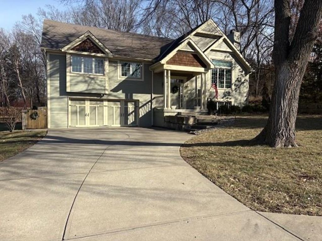 7203 Eastside Drive, Weatherby Lake, MO 64152