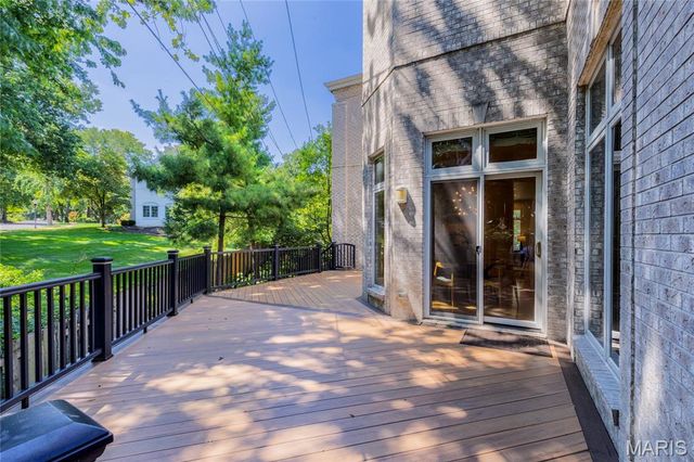 7718 Walinca Terrace, Clayton, MO 63105