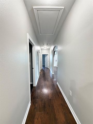 1130 10th Street, Dickinson, TX 77539