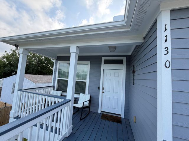 1130 10th Street, Dickinson, TX 77539