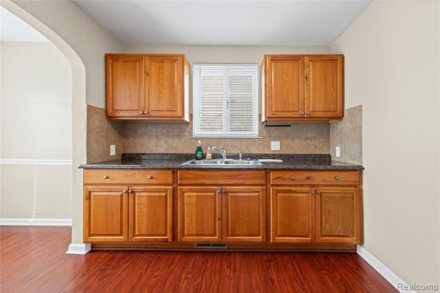 14344 Scripps Street, Detroit, MI 48215