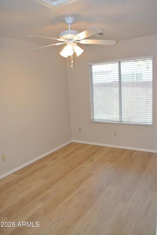 6814 W LOUISE Drive, Glendale, AZ 85310