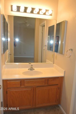 6814 W LOUISE Drive, Glendale, AZ 85310
