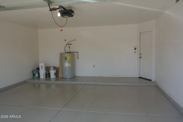6814 W LOUISE Drive, Glendale, AZ 85310