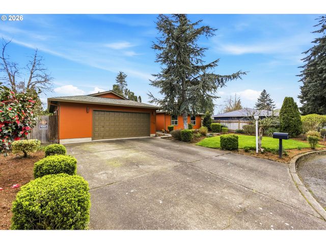 1180 Koffler Ave, Woodburn, OR 97071